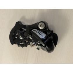 Задній перемикач Shimano Altus RD-M310 
