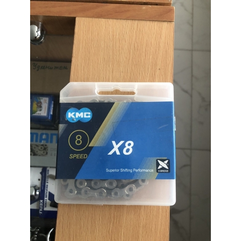 Ланцюг KMC на гірський велосипед 8 зірок