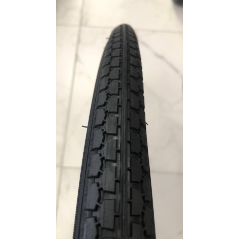 Покришка 28x1.75 на звичайний велосипед CST