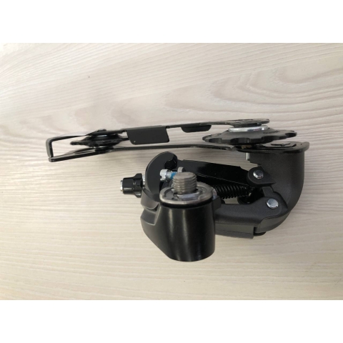 Перемикач на велосипед задній Shimano RD-M370 ALTUS 9 швидкостей