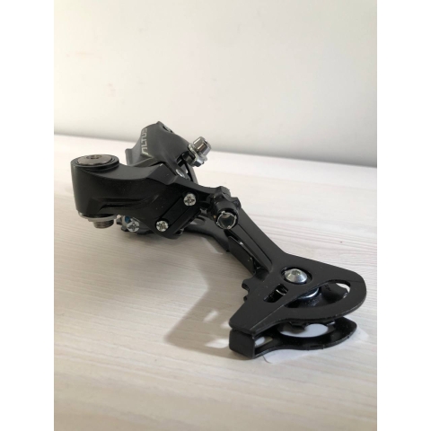 Перемикач на велосипед задній Shimano RD-M370 ALTUS 9 швидкостей