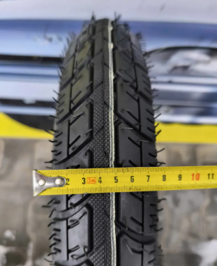 Безкамернка шина 3.00-12 6PR на скутер SC-TYRE