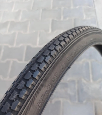 Покришка 28x1.75 на звичайний велосипед CST