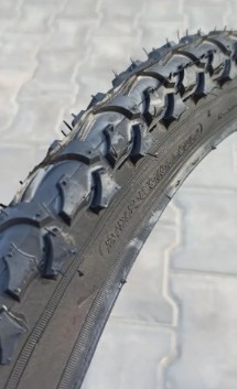 Покришка 24*2.125 на велосипед шипована